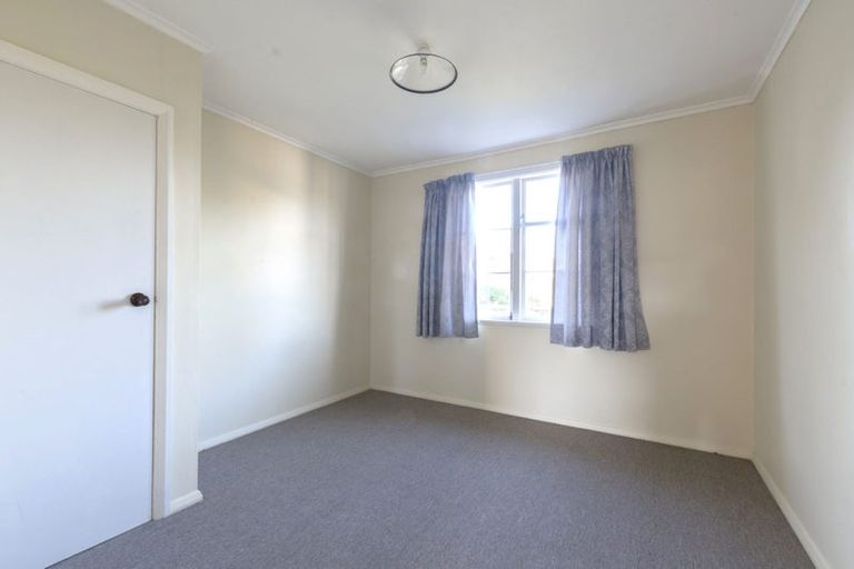 Photo of property in 34 Jillett Street, Titahi Bay, Porirua, 5022