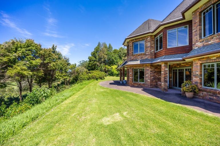 Photo of property in 251 Whitehills Road, Waitoki, 0994