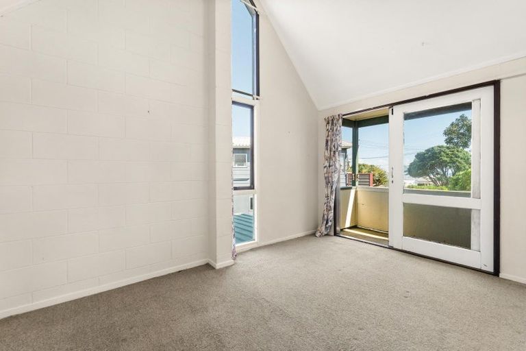 Photo of property in 98a Karewa Parade, Papamoa Beach, Papamoa, 3118