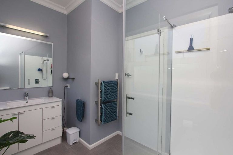 Photo of property in 1/2 Anzac Avenue, Onekawa, Napier, 4110