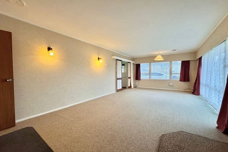 Photo of property in 1/15 Tatariki Street, Rosehill, Papakura, 2113