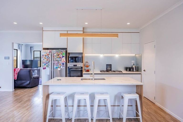 Photo of property in 26 Paihere Street, Huapai, Kumeu, 0810