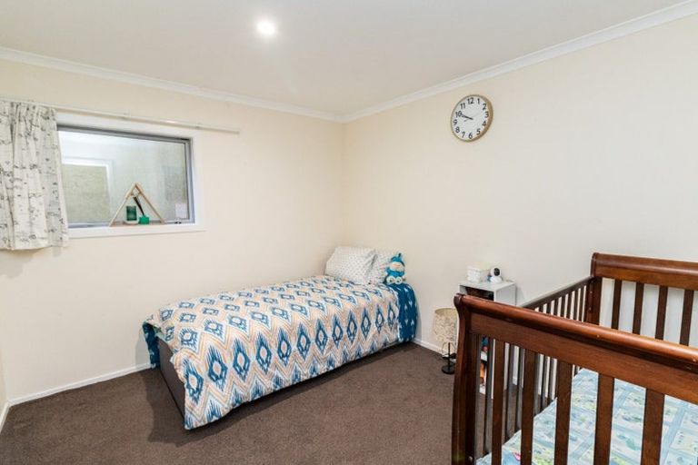 Photo of property in 43 Burma Road, Khandallah, Wellington, 6035