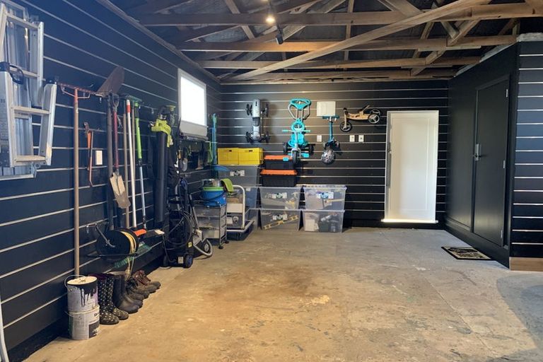 Photo of property in 236 Tinakori Road, Thorndon, Wellington, 6011