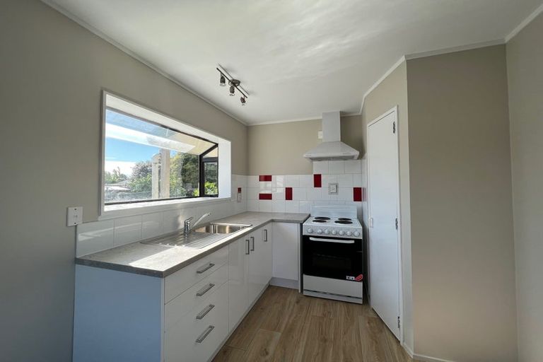 Photo of property in 8 Pringle Place, Nawton, Hamilton, 3200