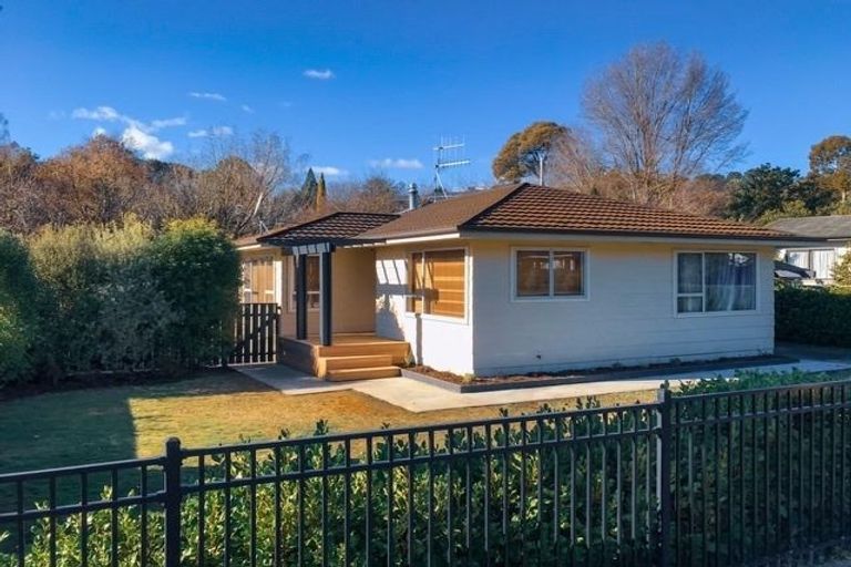 Photo of property in 16 Von Dadelszen Place, Havelock North, 4130