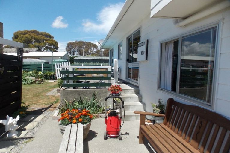 Photo of property in 33 Phillips Street, Sanson, 4817