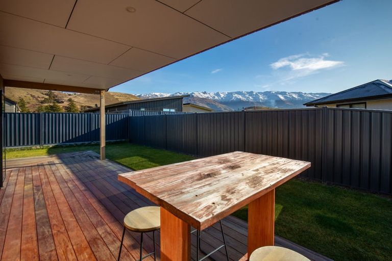 Photo of property in 8 Duohys Lane, Mount Pisa, 9383