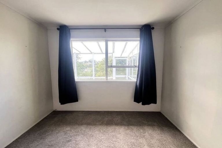Photo of property in 139 Triangle Road, Massey, Auckland, 0614