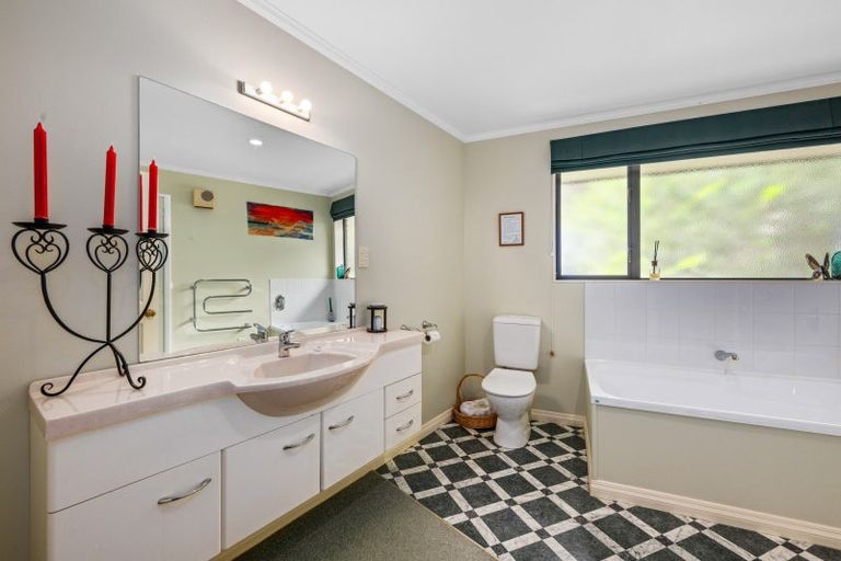 Photo of property in 20 Newgate Street, Picton, 7220