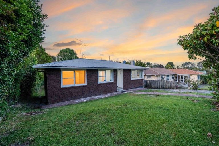 Photo of property in 6 Kirby Street, Glendene, Auckland, 0602