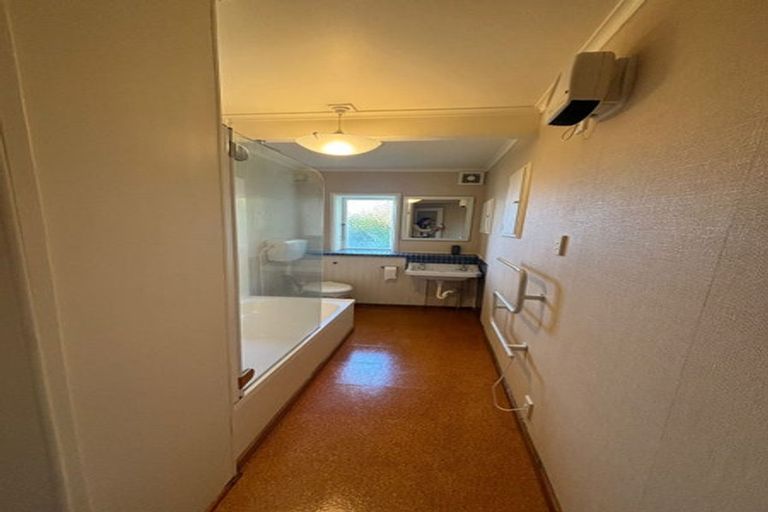 Photo of property in 57 Grafton Road, Roseneath, Wellington, 6011