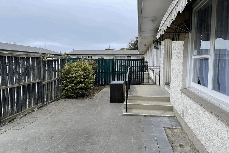 Photo of property in 1/7c Curletts Road, Sockburn, Christchurch, 8042