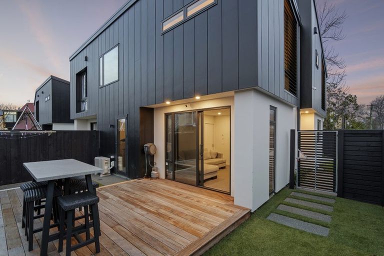 Photo of property in 16a Champion Street, Edgeware, Christchurch, 8013