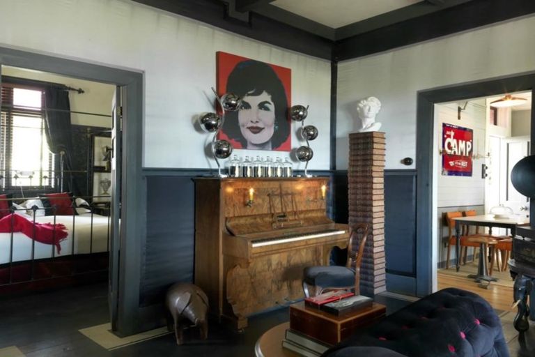 Photo of property in 1 Robertson Street, Russell, 0202