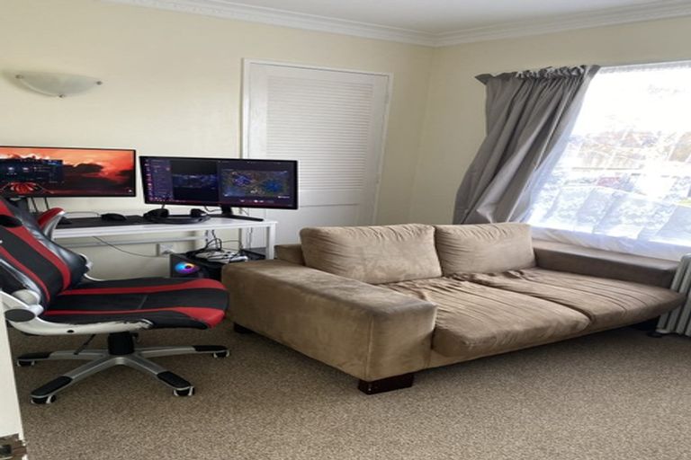 Photo of property in 10 Parkland Crescent, Terrace End, Palmerston North, 4410