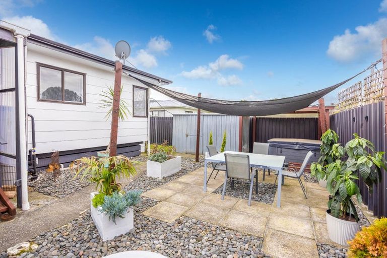 Photo of property in 12a Pringle Place, Nawton, Hamilton, 3200