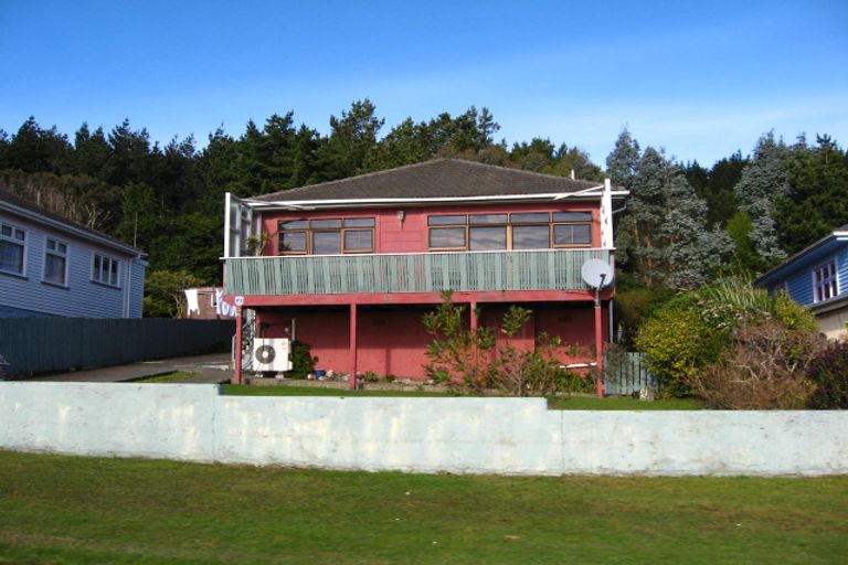 Photo of property in 44 Pearce Street, Bluff, 9814