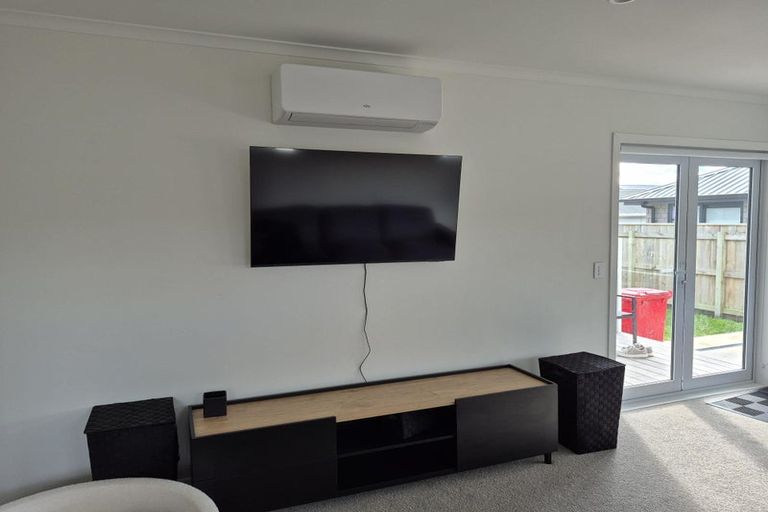 Photo of property in 30c Bledisloe Street, Levin, 5510