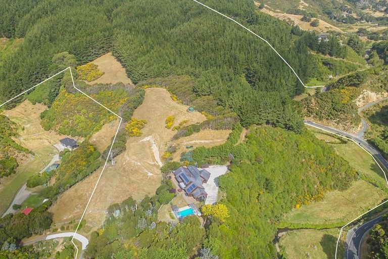 Photo of property in 650 Makara Road, Makara, Karori, 6972