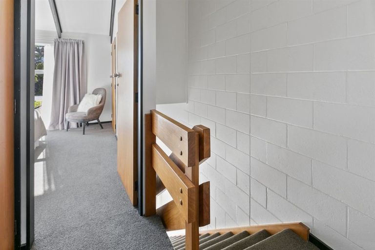 Photo of property in 12a Waiwera Crescent, Maupuia, Wellington, 6022