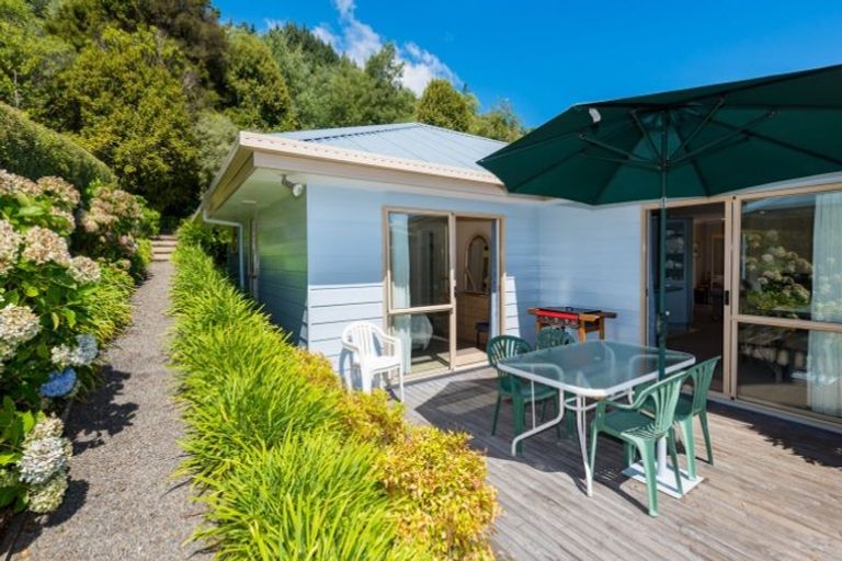 Photo of property in 91a Milton Terrace, Picton, 7220