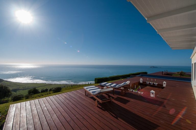 Photo of property in 65 Timoti Road, Waimarama, Havelock North, 4294