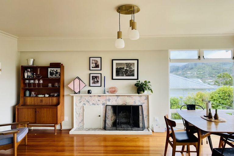 Photo of property in 44 Beauchamp Street, Karori, Wellington, 6012