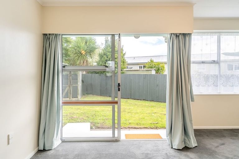 Photo of property in 309b Wellington Road, Wainuiomata, Lower Hutt, 5014