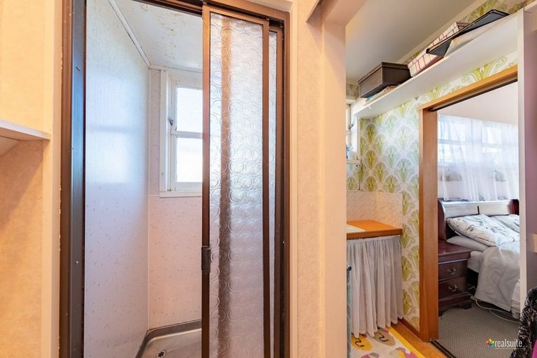 Photo of property in 6 Ash Grove, Ranui, Porirua, 5024