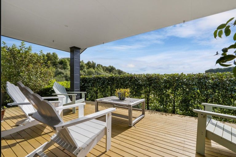 Photo of property in 38 Pakanga Grove, Pyes Pa, Tauranga, 3112