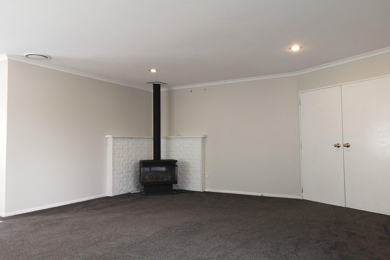 Photo of property in 25 Newfield Drive, Fairview Downs, Hamilton, 3214