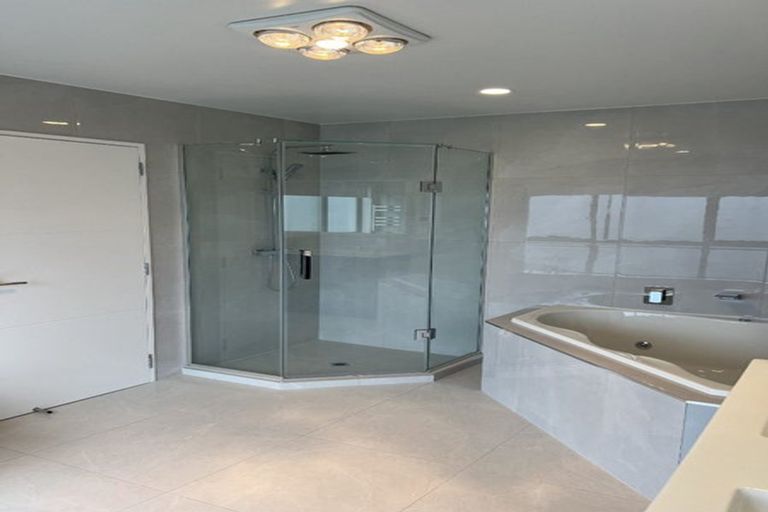 Photo of property in 1 Lime Rise, Flat Bush, Auckland, 2019