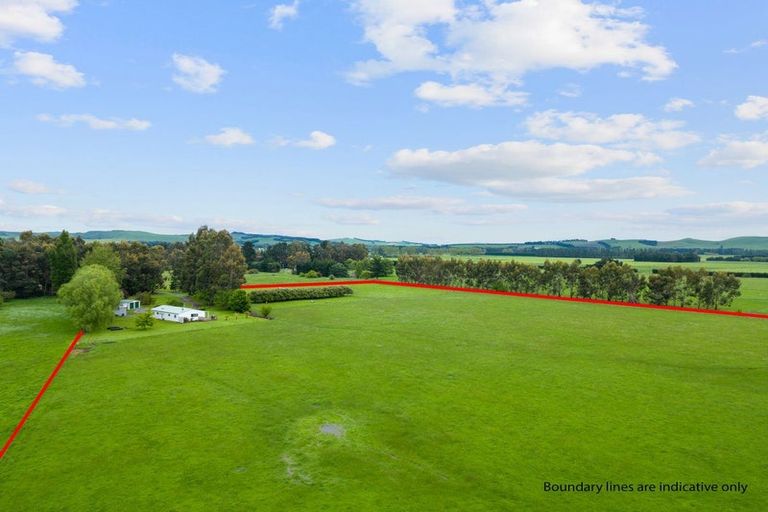 Photo of property in 10 Singleton Street, Waikari, 7420