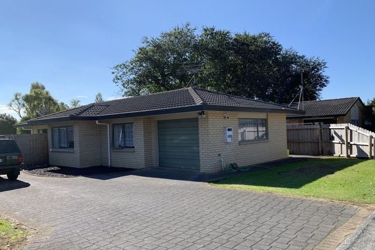 Photo of property in 29 Koru Street, Mangere Bridge, Auckland, 2022