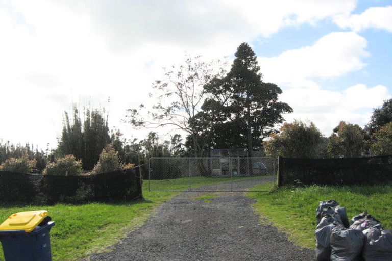 Photo of property in 49 Amreins Road, Waitakere, Henderson, 0782