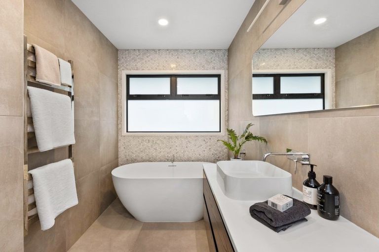 Photo of property in 58 Mchardy Street, Havelock North, 4130