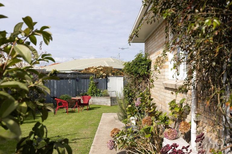 Photo of property in 11a Lilac Place, Otumoetai, Tauranga, 3110
