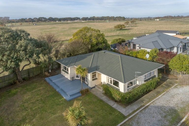 Photo of property in 19 Esk Place, Aranui, Christchurch, 8061