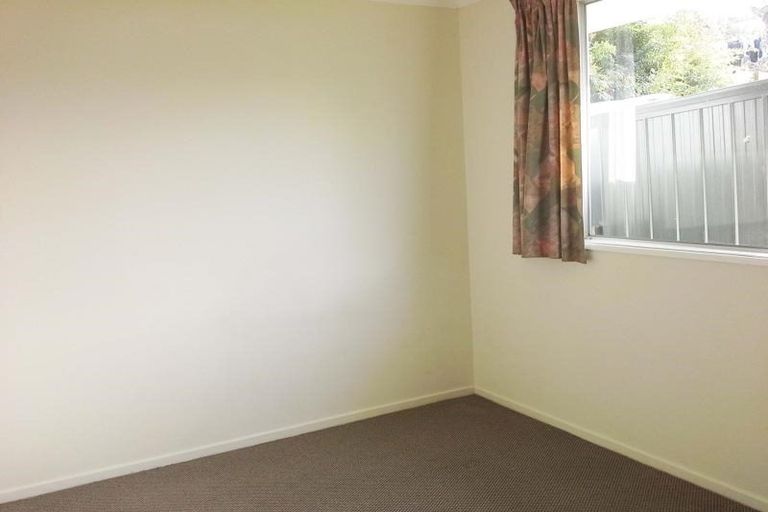 Photo of property in 1/117 Seaview Road, Westown, New Plymouth, 4310