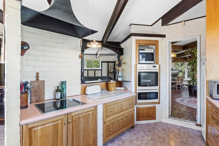 Photo of property in 72 Leinster Avenue, Raumati South, Paraparaumu, 5032