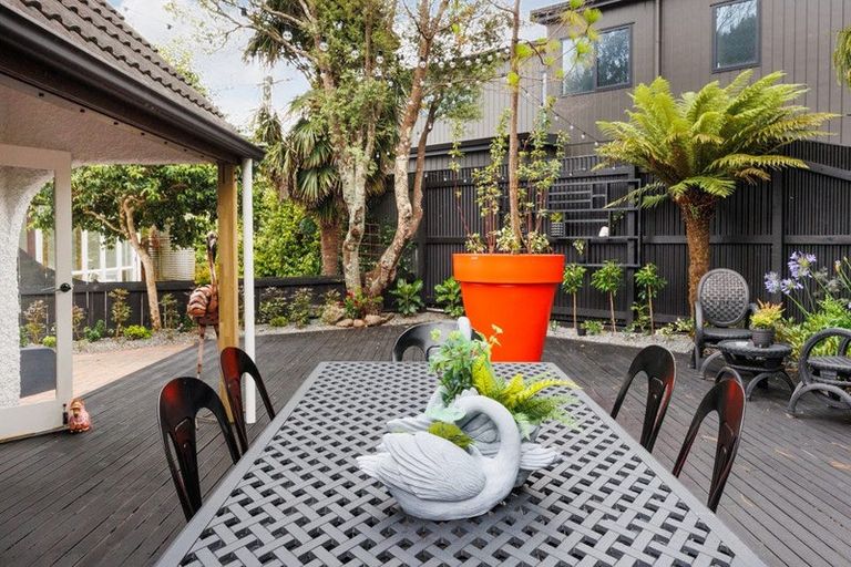 Photo of property in 41 Manuka Street, Hokowhitu, Palmerston North, 4410