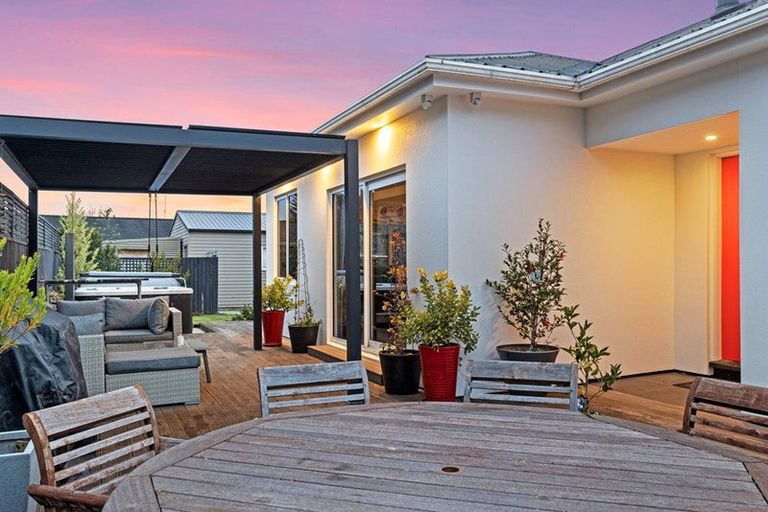 Photo of property in 72 Tilford Street, Woolston, Christchurch, 8062