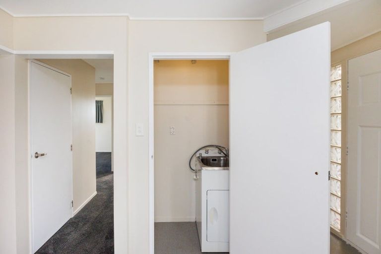 Photo of property in 41 Acacia Street, Kelvin Grove, Palmerston North, 4414