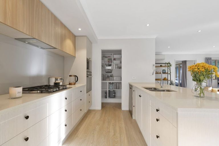 Photo of property in 19 Franklin Drive, Rangiora, 7400