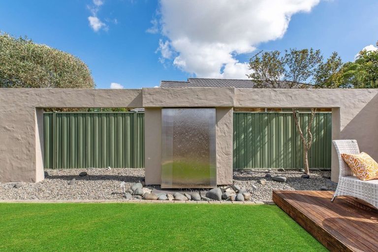 Photo of property in 3 Wayne Francis Drive, East Tamaki, Auckland, 2016