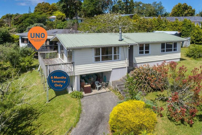 Photo of property in 30 Waverley Avenue, Glenfield, Auckland, 0629