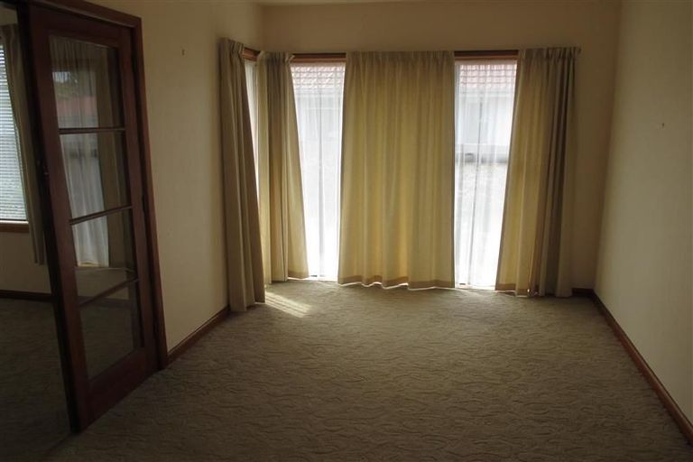 Photo of property in 23 Renfrew Street, Upper Riccarton, Christchurch, 8041