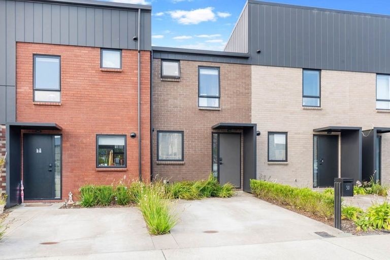 Photo of property in 30 Kotuitui Street, Manukau, Auckland, 2104
