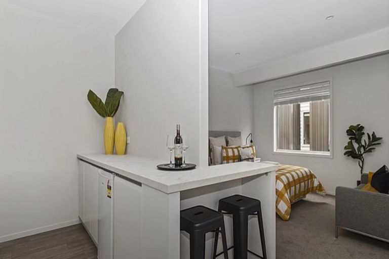 Photo of property in 4/28 Cameron Road, Hamilton East, Hamilton, 3216